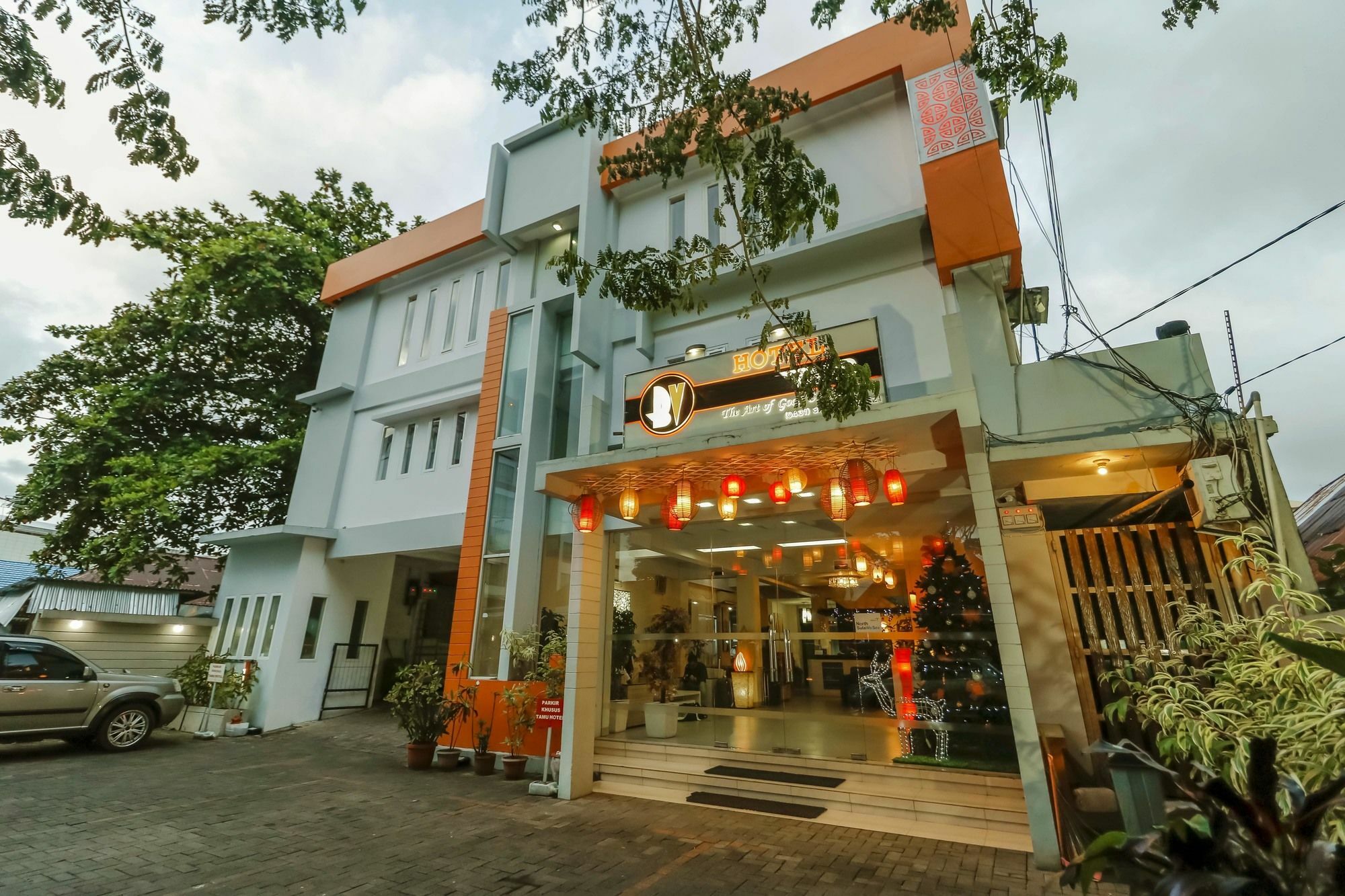 Reddoorz Near Manado Town Square Hotel Exterior foto